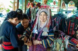 โฮมสเตย์โดยรวมบ้านเมืองรวง