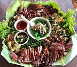 โฮมสเตย์โดยรวมบ้านเมืองรวง