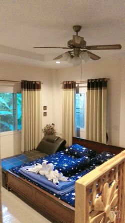 บ้านทักษิณ ฐานสมุนไพรสาวน้อยร้อยช่อง