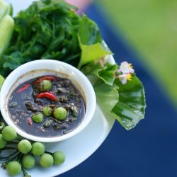 น้ำพริกปูลู้ (บ้านเมืองรวง หมู่ 5 )