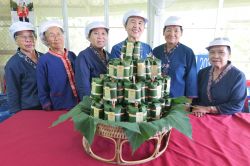 จิ้นส้ม (แหนม) บ้านเมืองรวง หมู่5