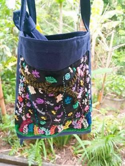 ผ้าปัก ผ้าด้นมือ (บ้านเมืองรวง หมู่5)